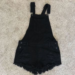 American Eagle tomgirl overalls